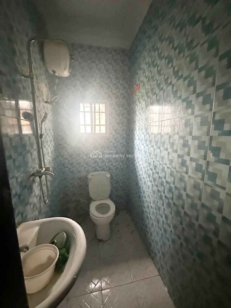 Luxury & Well Maintained 3 Bedroom Apartment in an Estate, Gbagada, Lagos, Flat / Apartment for Rent