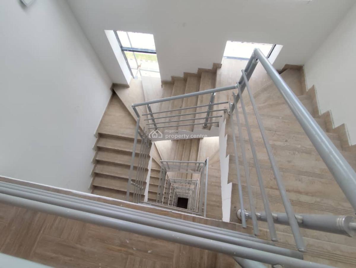 3 Bedroom Apartment, Off Admirality Way, Lekki Phase 1, Lekki, Lagos, Block of Flats for Sale