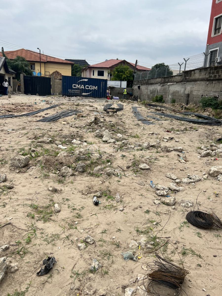 3 Bedroom Luxury Apartment with Bq in a Serene Environment, Lekki Phase 1, Lekki, Lagos, Flat / Apartment for Sale