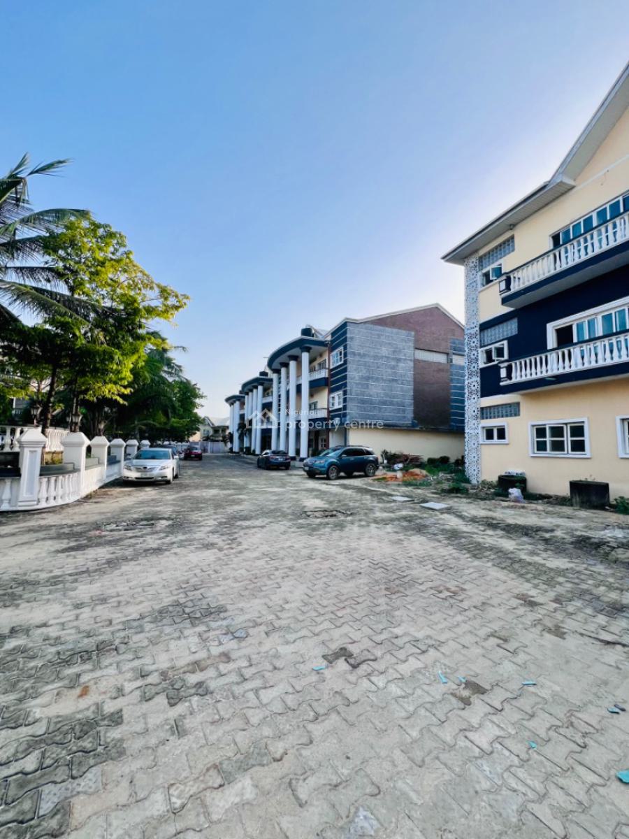 Exquisite, Spacious Mini Flat with Swimming Pool in Code-entry Estate, Eleganza Garden Estate, Vgc, Lekki, Lagos, Mini Flat (room and Parlour) for Rent