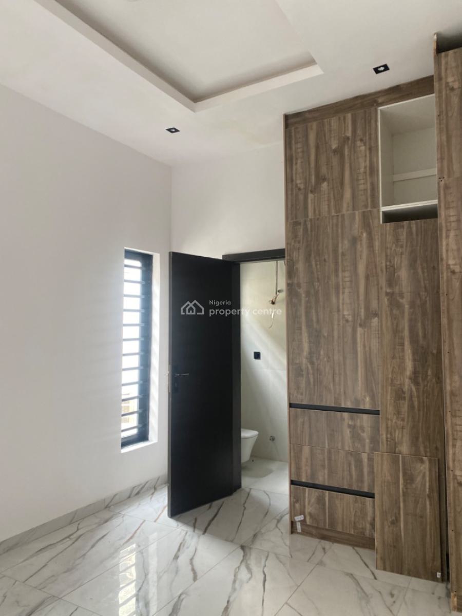 Contemporary 5 Bedrooms Detached House +bq, Osapa, Lekki, Lagos, Detached Duplex for Sale