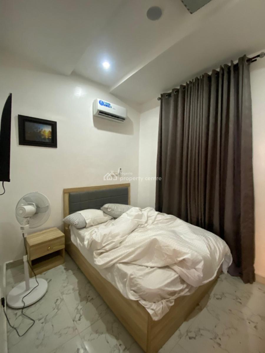 3 Bedroom Furnished Flat Apartment, Van Daniel Estate, Ikota, Lekki, Lagos, Block of Flats for Sale