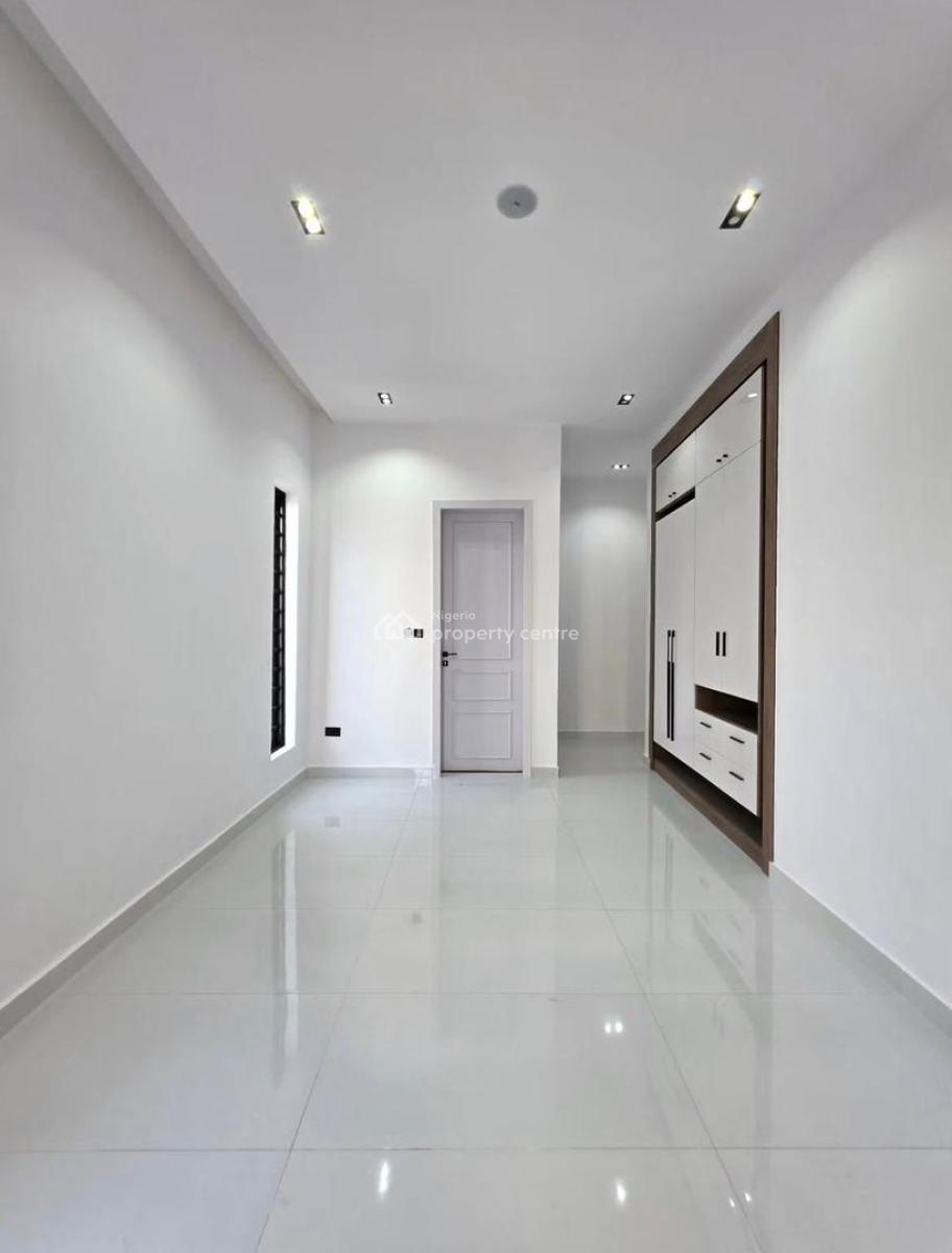 5 Bedroom Detached Duplex with a Bq, Lekki, Lagos, Semi-detached Duplex for Sale