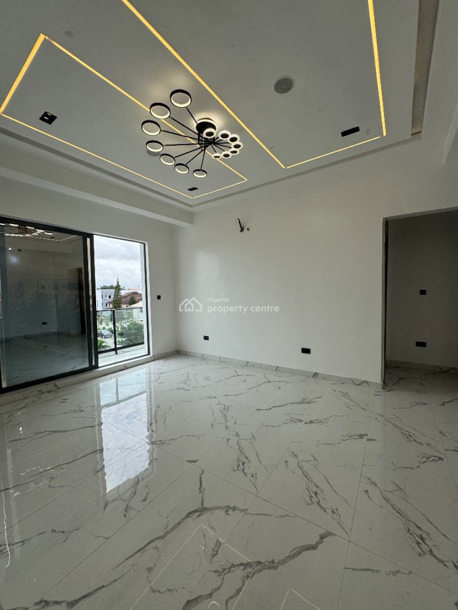 Stunning Newly Built 3 Bedroom Apartment, Lekki Phase 1, Lekki, Lagos, Flat / Apartment for Rent
