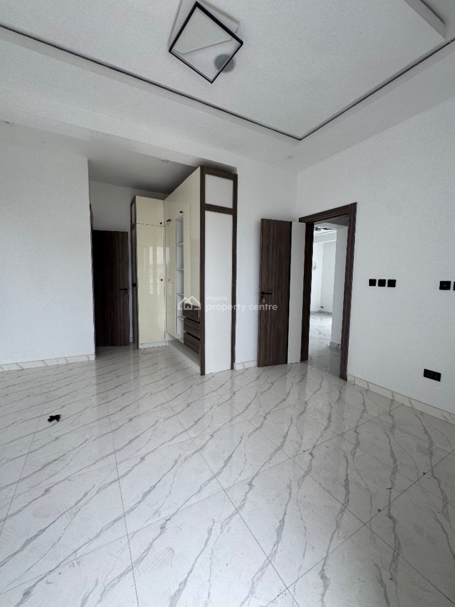 Stunning Newly Built 3 Bedroom Apartment, Lekki Phase 1, Lekki, Lagos, Flat / Apartment for Rent