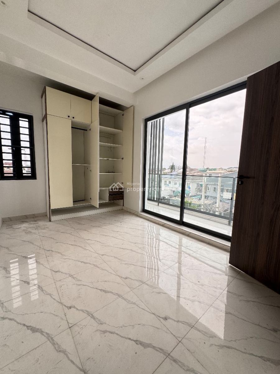 Stunning Newly Built 3 Bedroom Apartment, Lekki Phase 1, Lekki, Lagos, Flat / Apartment for Rent
