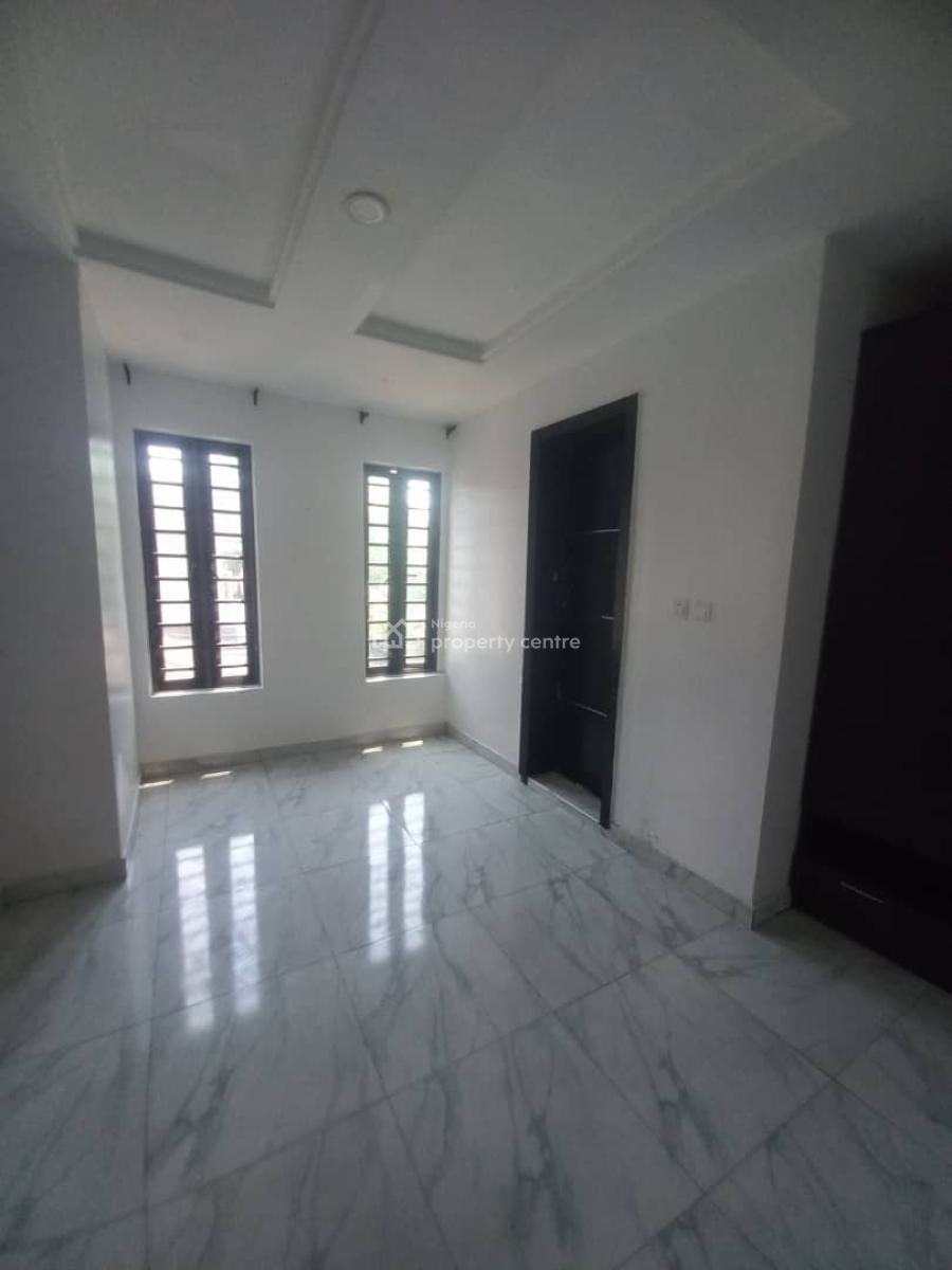 Nice Serviced 2 Bedroom Flat  Upstairs, Ologolo, Lekki, Lagos, House for Rent