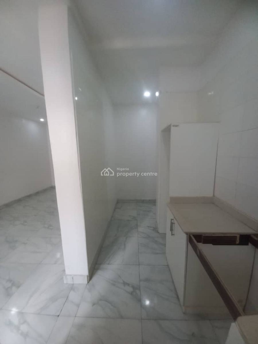 Nice Serviced 2 Bedroom Flat  Upstairs, Ologolo, Lekki, Lagos, House for Rent