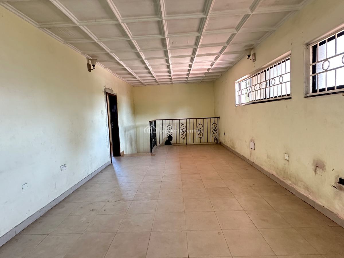 Well Located 6 Bedroom Semi-detached Duplex with Two (2) Bq & Pool, Igbo- Efon, Lekki, Lagos, Semi-detached Duplex for Sale