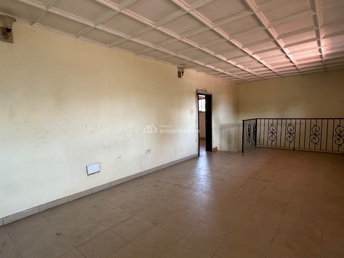 Well Located 6 Bedroom Semi-detached Duplex with Two (2) Bq & Pool, Igbo- Efon, Lekki, Lagos, Semi-detached Duplex for Sale