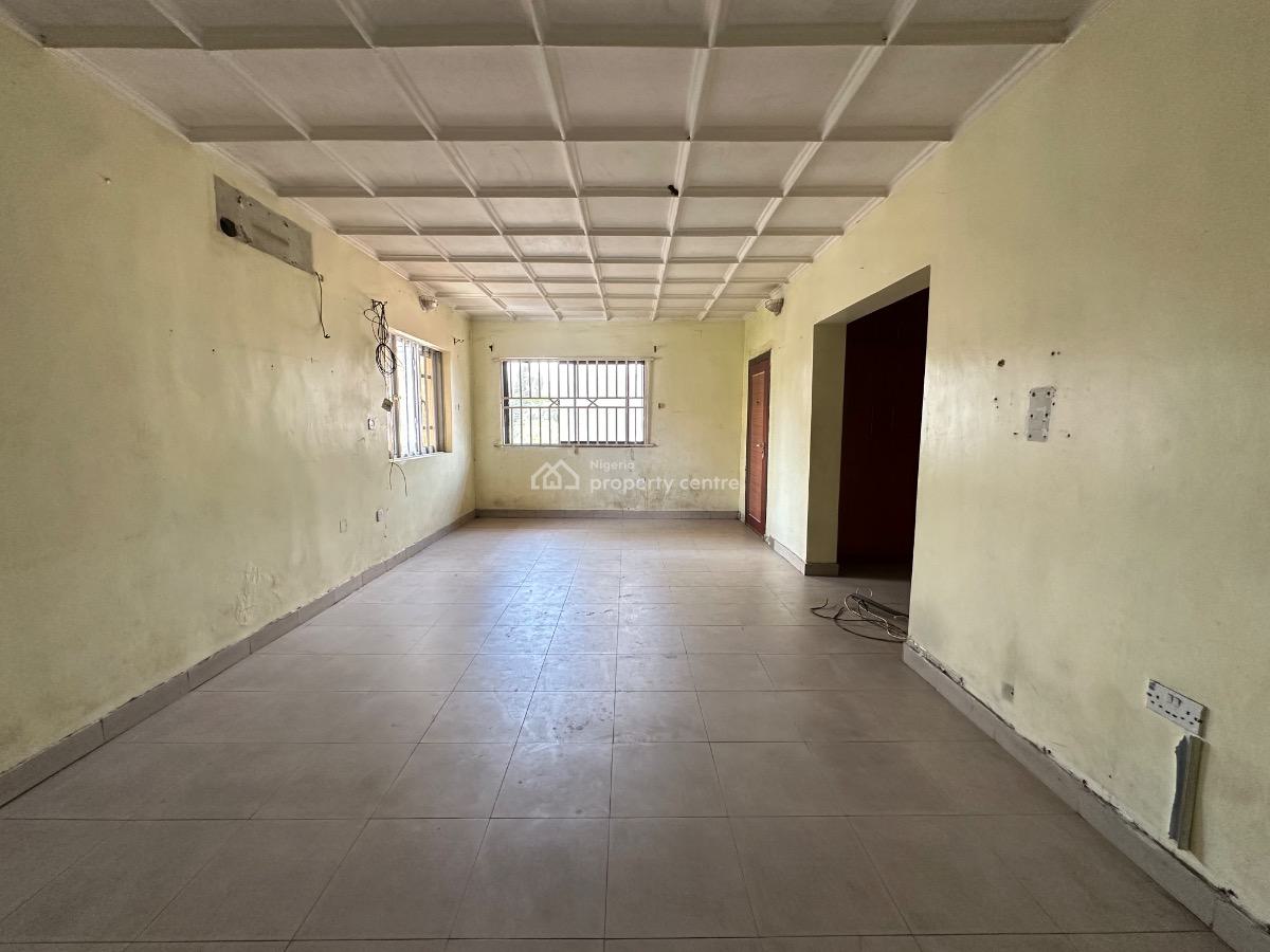 Well Located 6 Bedroom Semi-detached Duplex with Two (2) Bq & Pool, Igbo- Efon, Lekki, Lagos, Semi-detached Duplex for Sale