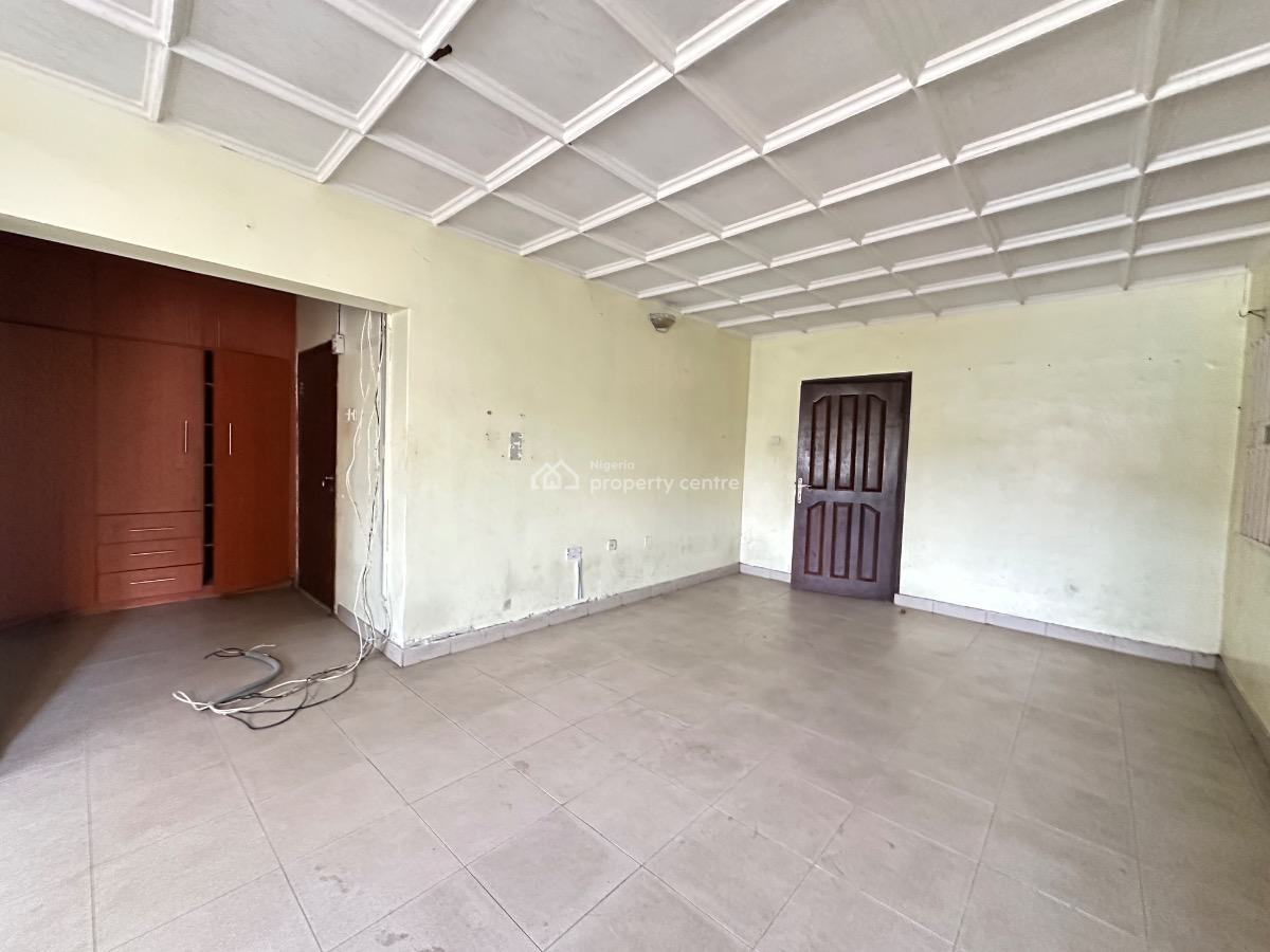 Well Located 6 Bedroom Semi-detached Duplex with Two (2) Bq & Pool, Igbo- Efon, Lekki, Lagos, Semi-detached Duplex for Sale