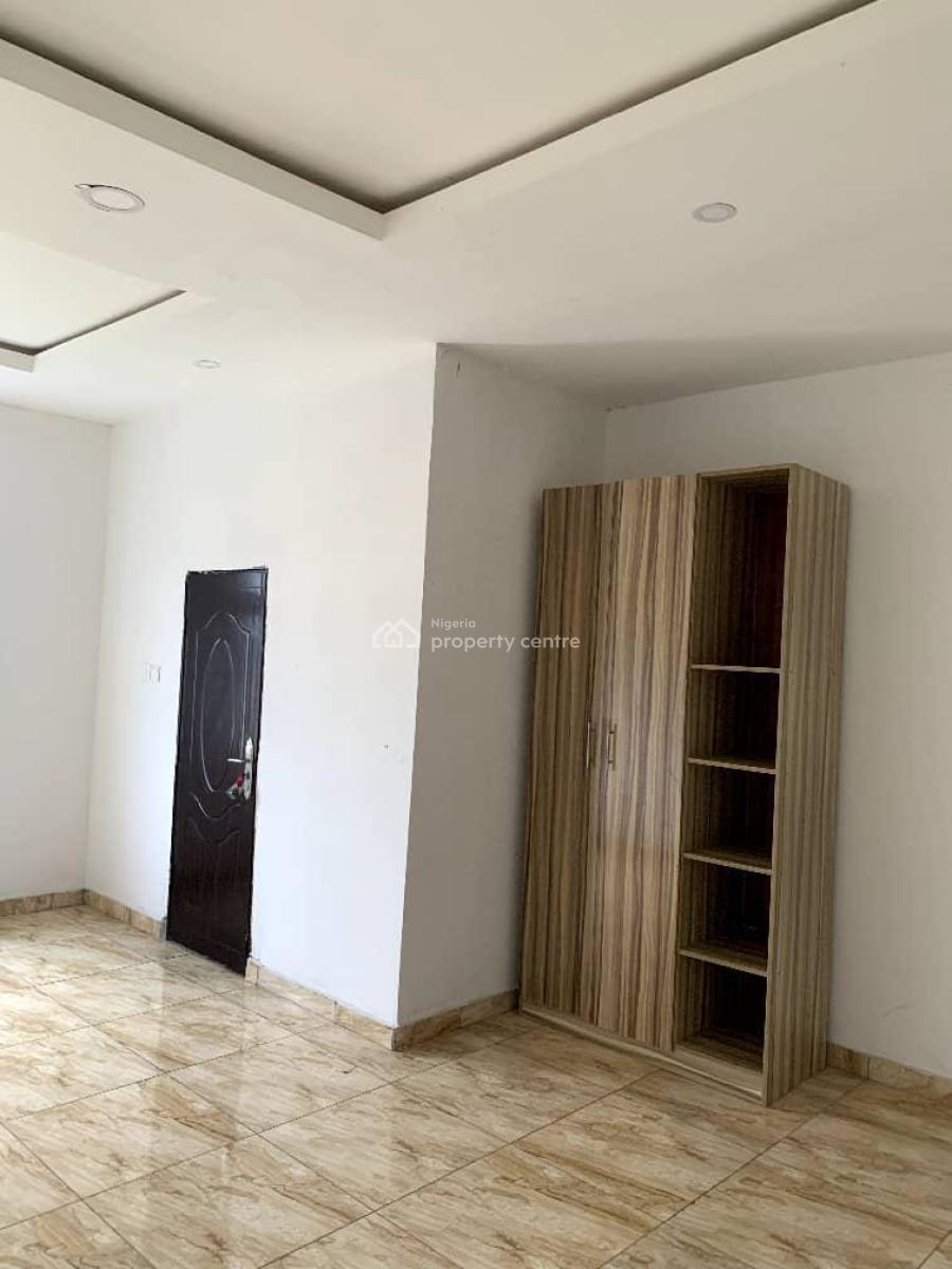 Well Built 2 Bedroom Apartment in a Serene Neighbourhood, Oribanwa Road, Awoyaya, Ibeju Lekki, Lagos, Flat / Apartment for Rent