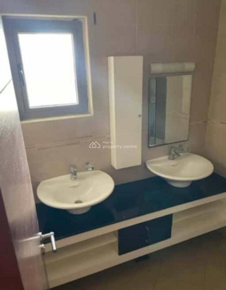 a Stunning 3 Bedroom Apartment with a  Bq ,gym and a Pool, Bourdillon Road, Ikoyi, Lagos, Flat / Apartment for Rent