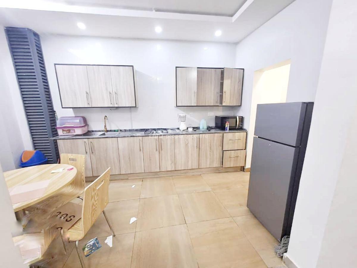Luxury & Furnished 2 Bedroom Apartment, Victoria Island (vi), Lagos, Flat / Apartment for Rent
