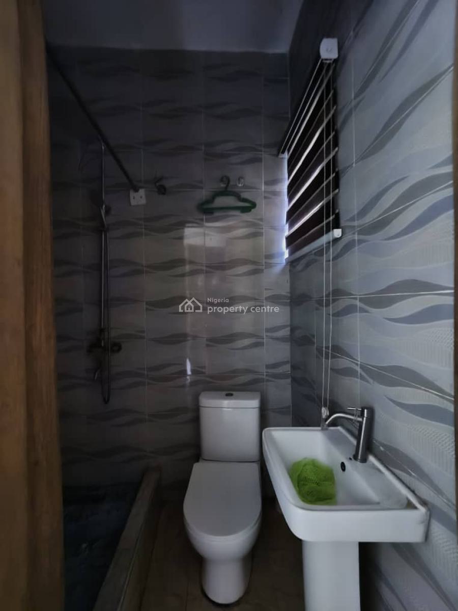 Fully Serviced Mini Flat with 24 Hours Light(video Available), Northern Foreshore Estate Chevron Drive, Lekki, Lagos, Mini Flat (room and Parlour) for Rent
