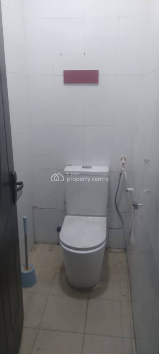 Self Serviced Miniflat ( Ground Floor), Lekki Phase 1, Lekki, Lagos, Mini Flat (room and Parlour) for Rent