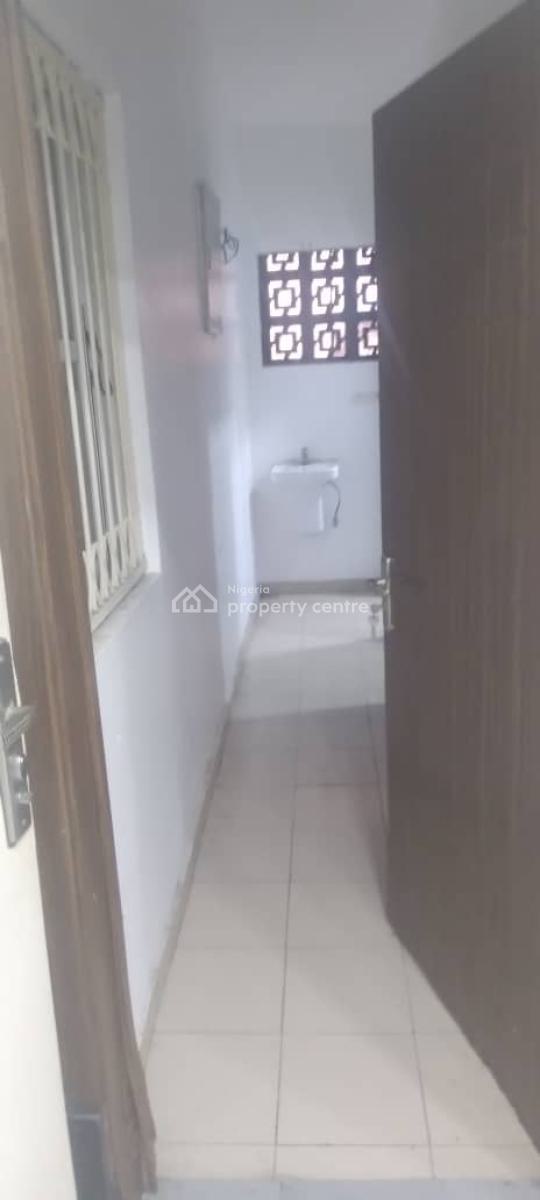 Self Serviced Miniflat ( Ground Floor), Lekki Phase 1, Lekki, Lagos, Mini Flat (room and Parlour) for Rent