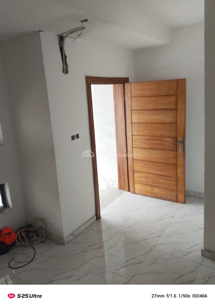 4 Bedroom Terraced Duplex ( 3 Floors ), Agungi, Lekki, Lagos, Terraced Duplex for Sale