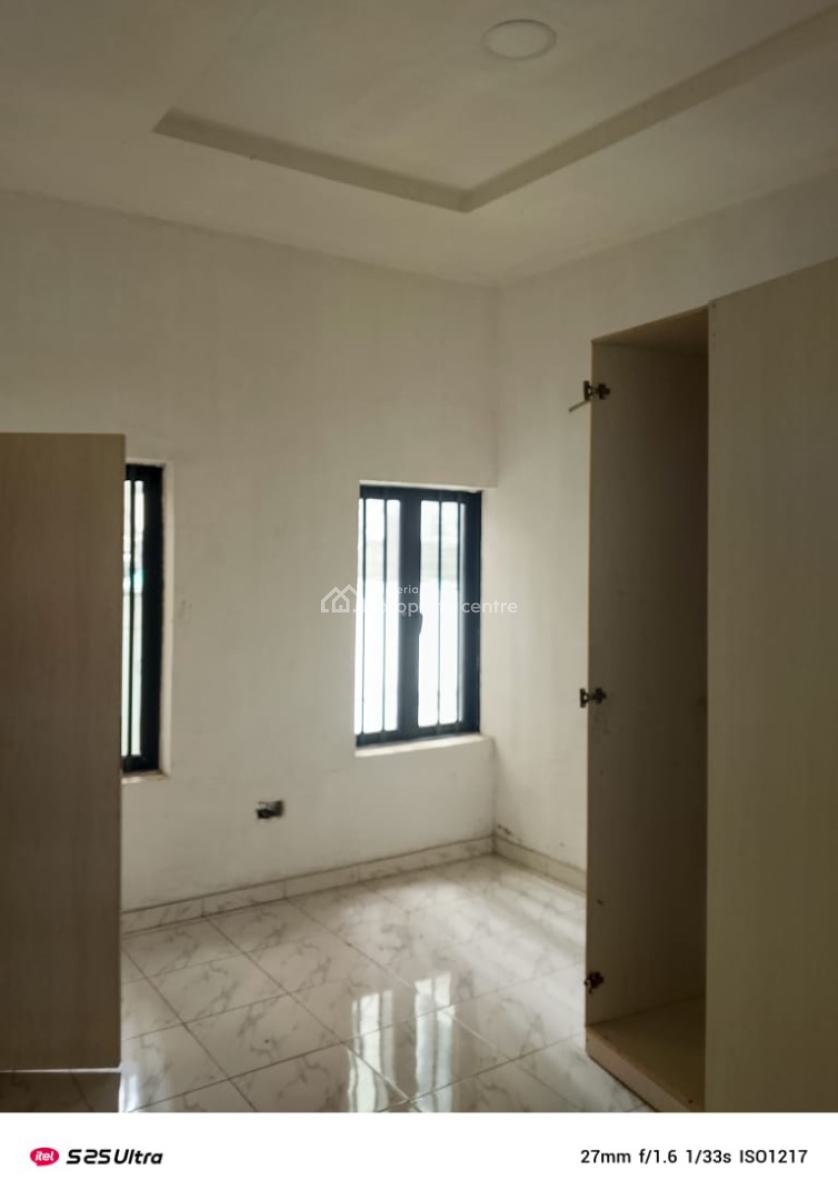 4 Bedroom Terraced Duplex ( 3 Floors ), Agungi, Lekki, Lagos, Terraced Duplex for Sale