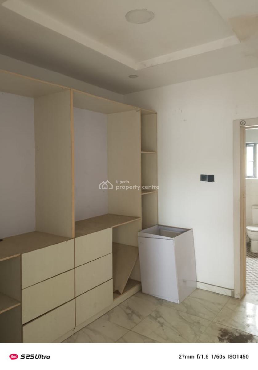 4 Bedroom Terraced Duplex ( 3 Floors ), Agungi, Lekki, Lagos, Terraced Duplex for Sale