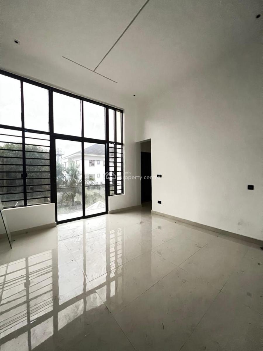 Luxury 3 Bedroom Apartment with Elevator, Swimming Pool & Gym, Lekki Phase 1, Lekki, Lagos, Flat / Apartment for Sale