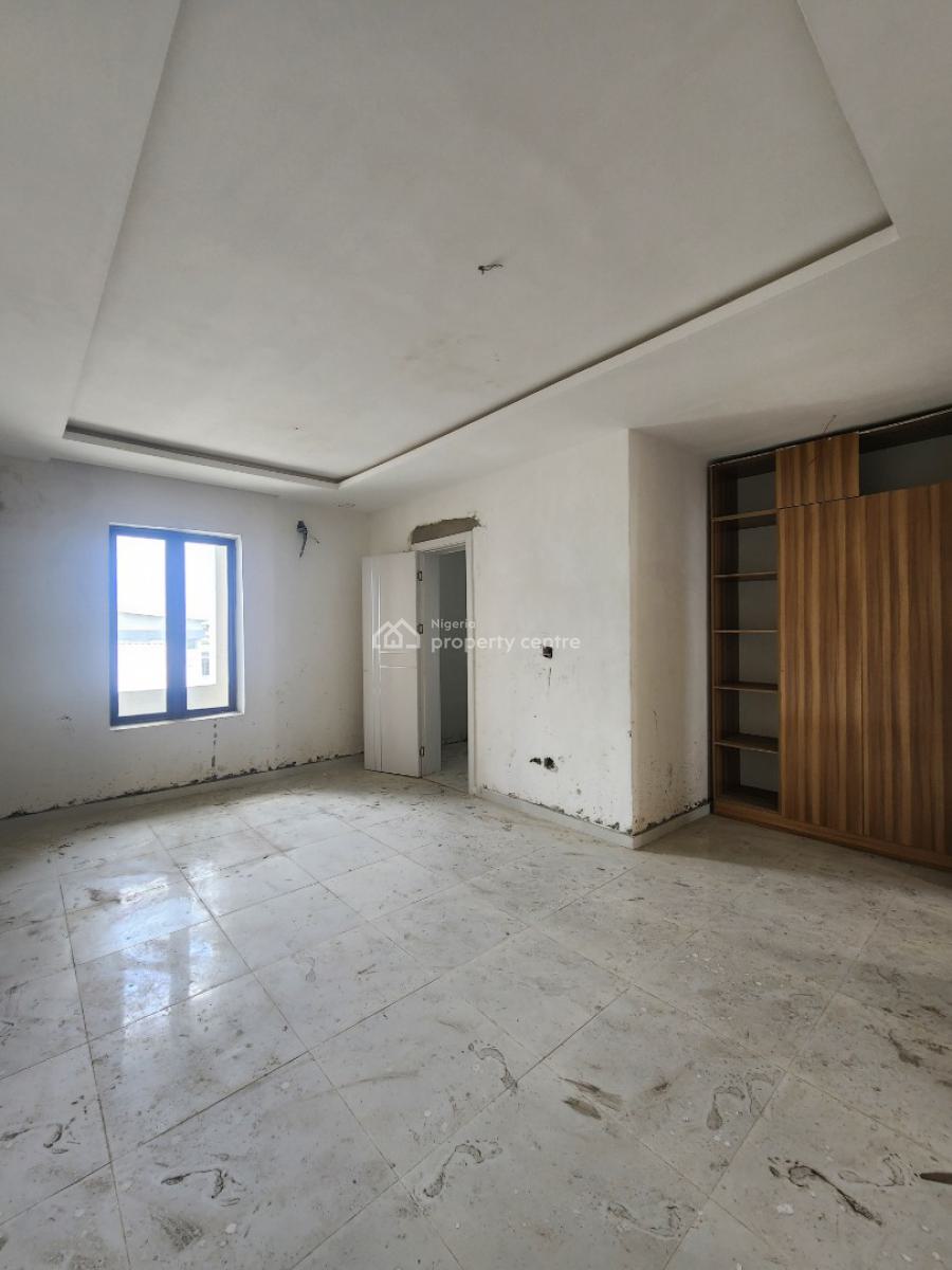 Extremely Spacious 1 Bedroom Apartment with Elevator, Pool, Gym, Ikate, Lekki, Lagos, Flat / Apartment for Sale