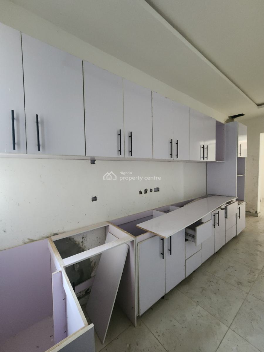 Extremely Spacious 1 Bedroom Apartment with Elevator, Pool, Gym, Ikate, Lekki, Lagos, Flat / Apartment for Sale