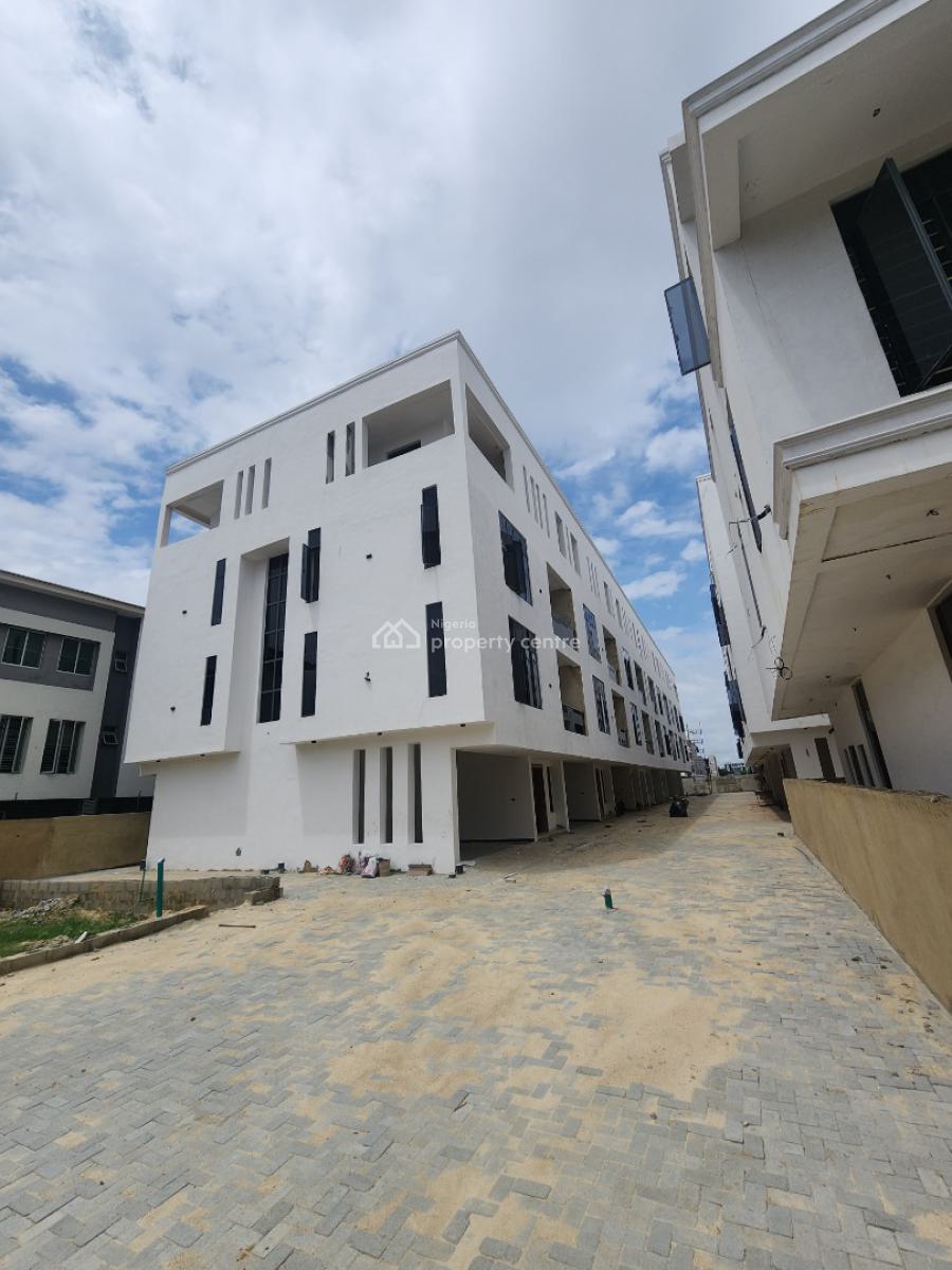 Extremely Spacious 1 Bedroom Apartment with Elevator, Pool, Gym, Ikate, Lekki, Lagos, Flat / Apartment for Sale