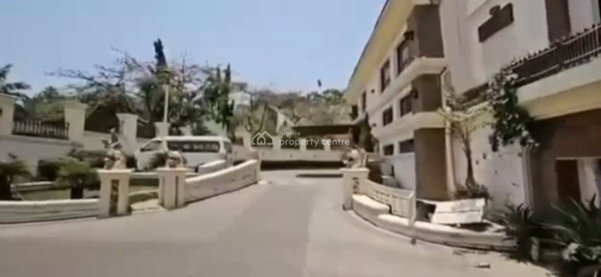 Luxury Hotel with Modern Standard, Wuse 2, Abuja, Hotel / Guest House for Sale