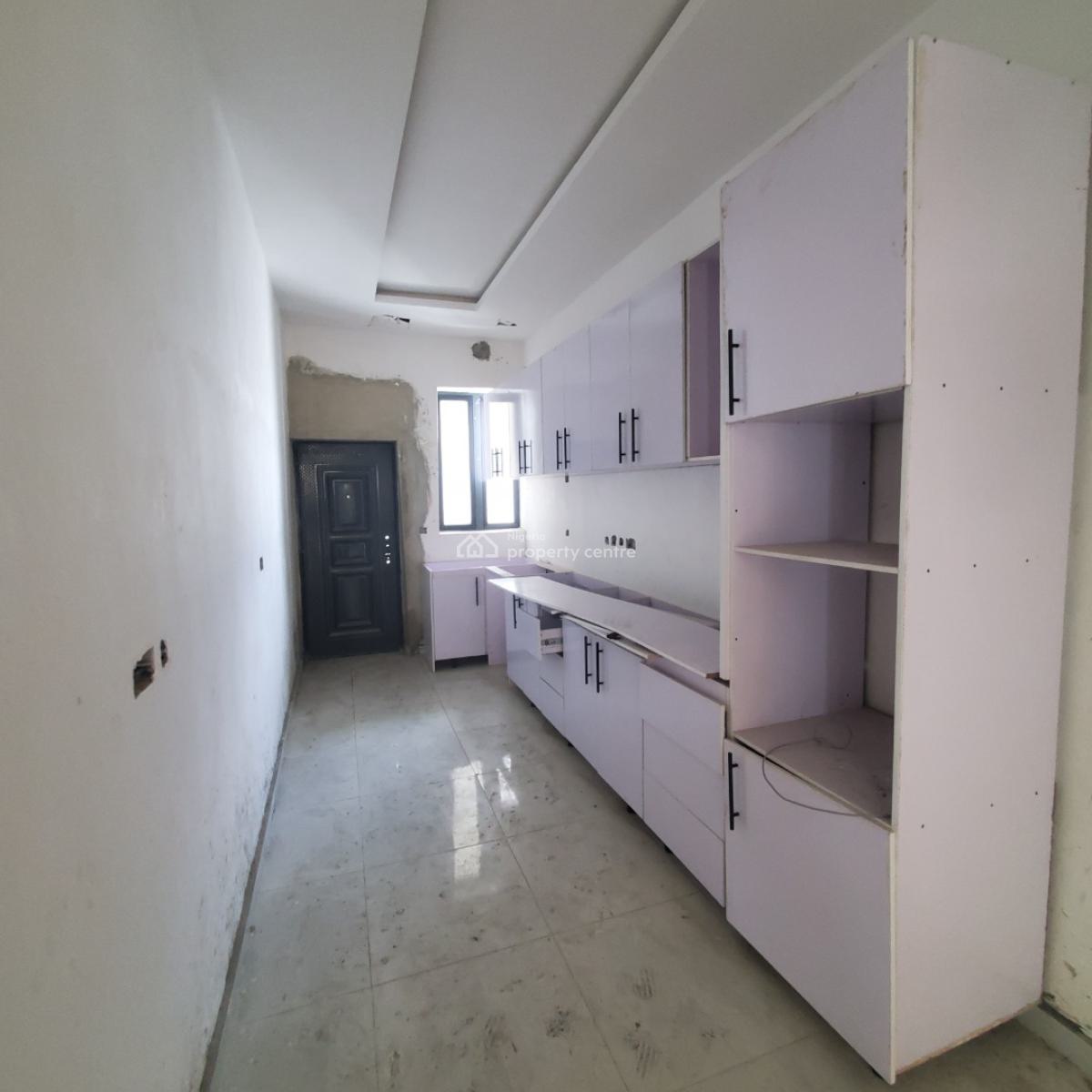 Excellent 1 Bedroom Apartment, Ikate Elegushi, Lekki, Lagos, Flat / Apartment for Sale