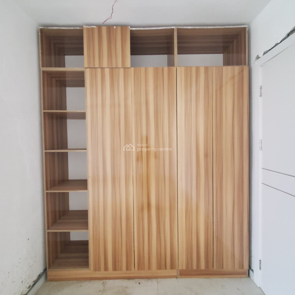 Excellent 1 Bedroom Apartment, Ikate Elegushi, Lekki, Lagos, Flat / Apartment for Sale