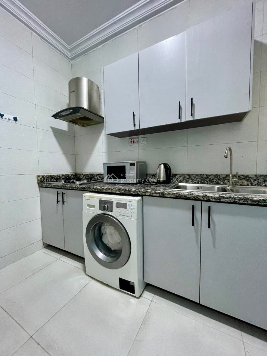 Stylish Lekki Apartment Modern Comfort, 17 Olubunmi Owa Street Off Admiralty Way, Lekki Phase 1, Lekki, Lagos, Flat / Apartment Short Let