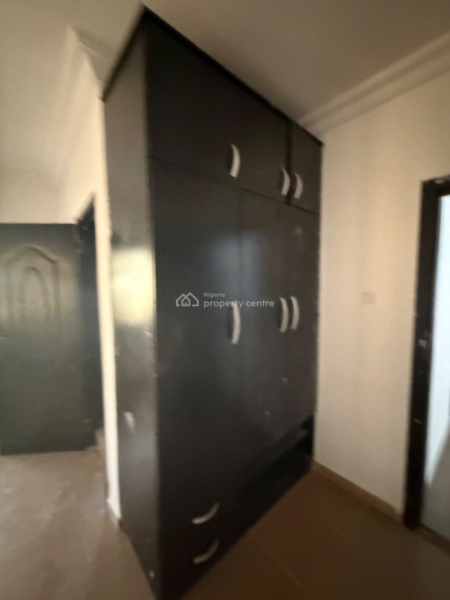 Newly Renovated 3bedroom Flat at Gbagada, Gbagada, Lagos, Flat / Apartment for Rent