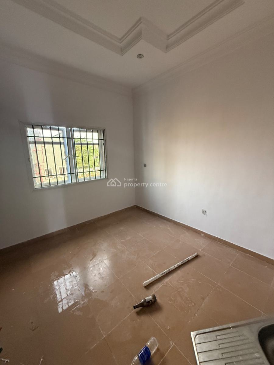 Newly Renovated 3bedroom Flat at Gbagada, Gbagada, Lagos, Flat / Apartment for Rent