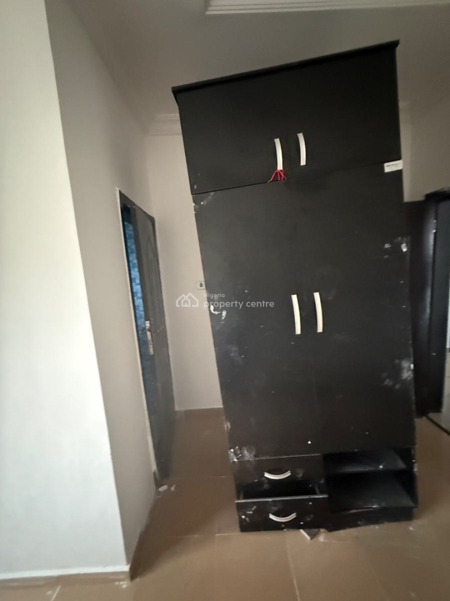 Newly Renovated 3bedroom Flat at Gbagada, Gbagada, Lagos, Flat / Apartment for Rent