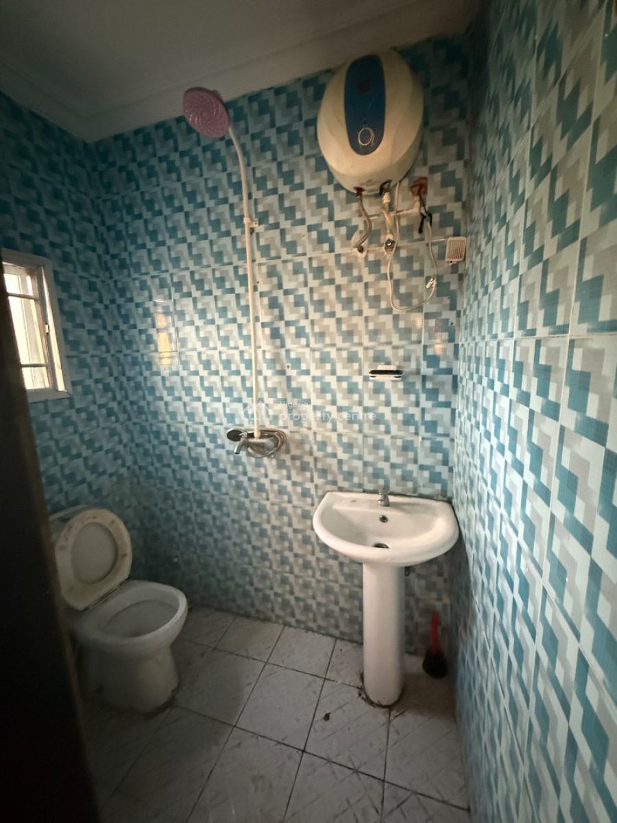 Newly Renovated 3bedroom Flat at Gbagada, Gbagada, Lagos, Flat / Apartment for Rent