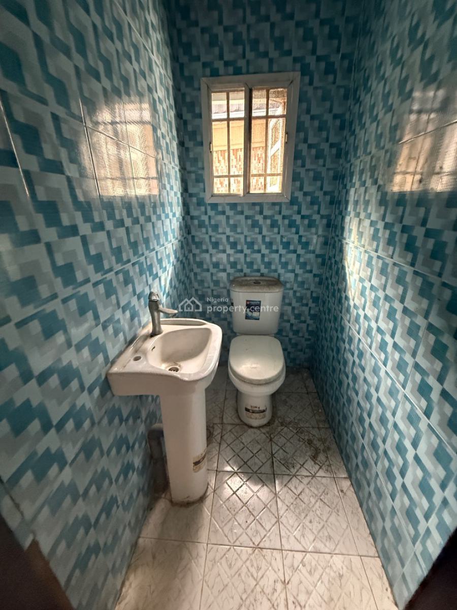 Newly Renovated 3bedroom Flat at Gbagada, Gbagada, Lagos, Flat / Apartment for Rent