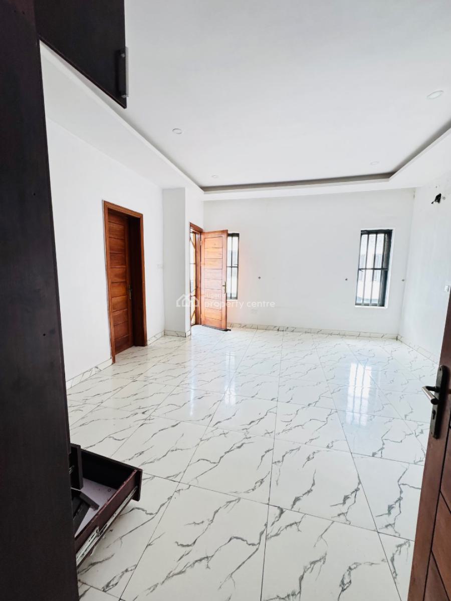 Spacious 4 Bedrooms Terraced Duplex Available, Chevron Toll Gate, Lekki, Lagos, Terraced Duplex for Rent
