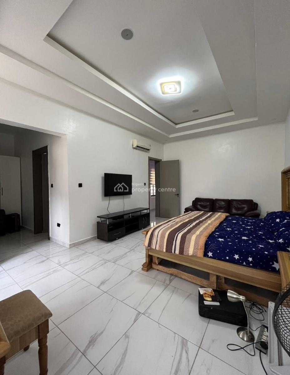 5 Bedroom Apartment (distress), Asokoro District, Abuja, Terraced Duplex for Sale