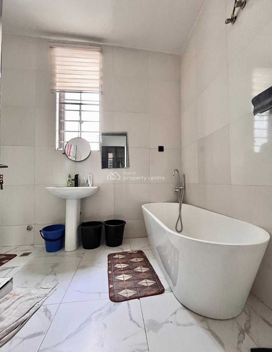 5 Bedroom Apartment (distress), Asokoro District, Abuja, Terraced Duplex for Sale