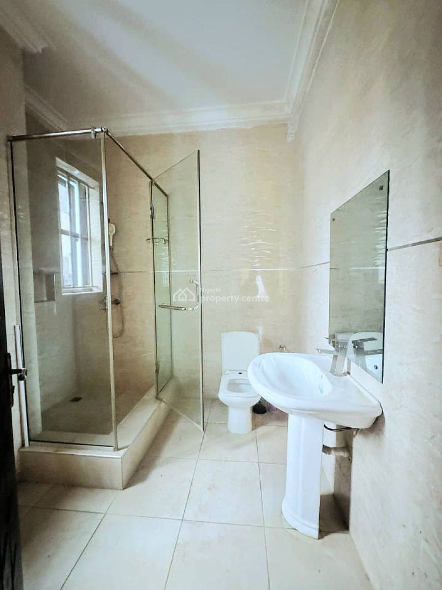 Fully Furnished and Serviced 3 Bedrooms Apartment with Bq, Lekki Phase 1, Lekki, Lagos, Flat / Apartment for Rent