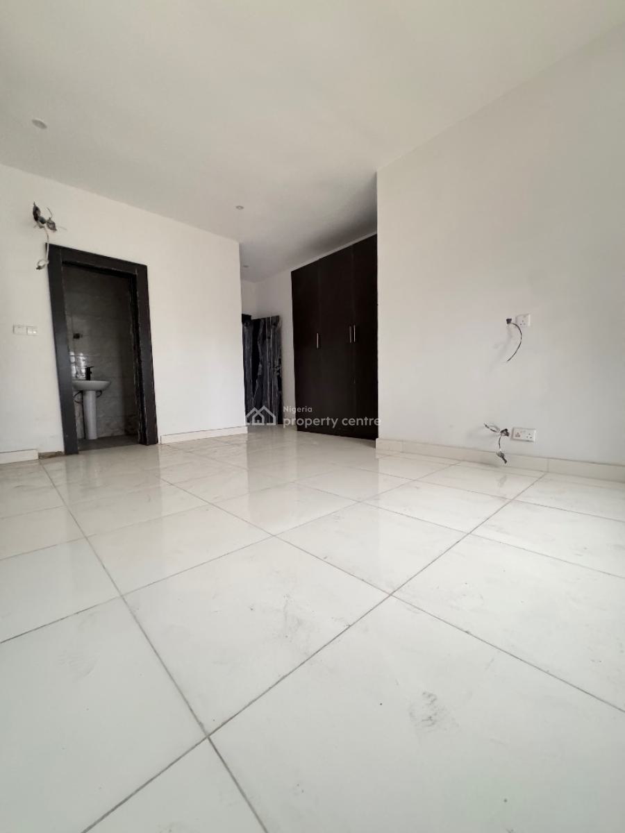 Well Built Two Bedroom Apartment, Ologolo, Lekki, Lagos, Flat / Apartment for Sale
