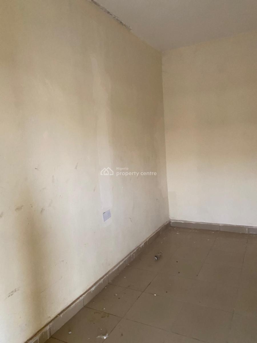 Secured Shop Space, Lugbe District, Abuja, Shop for Rent