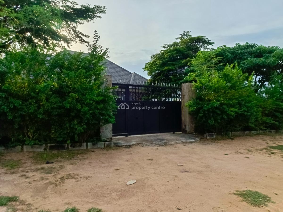 3 Bedroom Fully Detached Bungalow House with 2 Seating Room (parlor), New Site Estate Back of Amac Market, Fha (f.h.a), Lugbe District, Abuja, Detached Bungalow for Sale