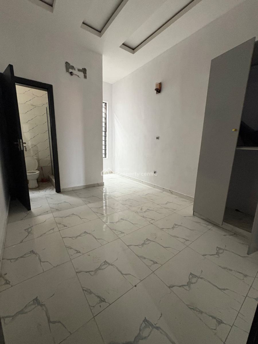 Single Room Shared Apartment, Road 27 Ikota Villa Estate, Ikota, Lekki, Lagos, House for Rent