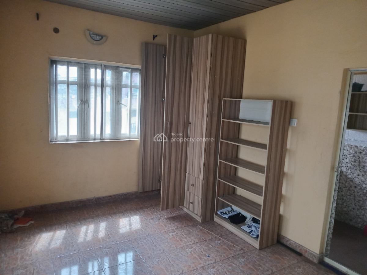 Toronto 3 Bedroom Flat, Pako, Akoka, Yaba, Lagos, Flat / Apartment for Rent
