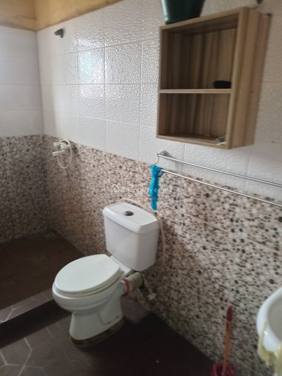 Toronto 3 Bedroom Flat, Pako, Akoka, Yaba, Lagos, Flat / Apartment for Rent