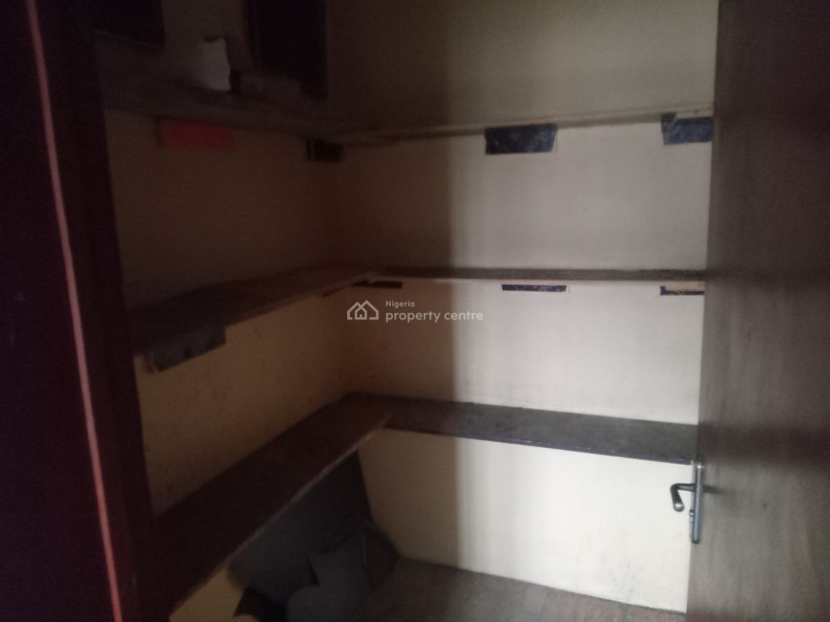 Toronto 3 Bedroom Flat, Pako, Akoka, Yaba, Lagos, Flat / Apartment for Rent