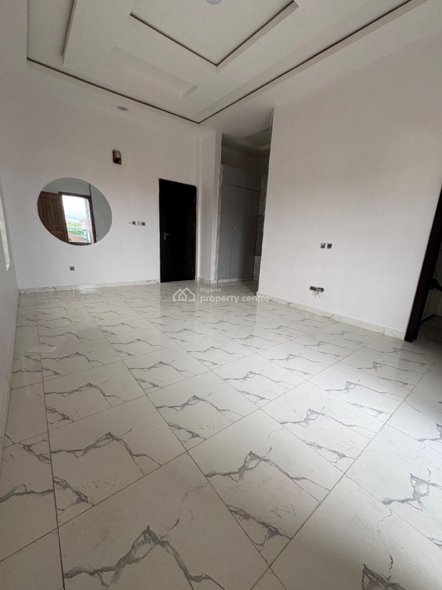 Master Room Shared Apartment, Road 27 Ikota Villa Estate, Ikota, Lekki, Lagos, House for Rent